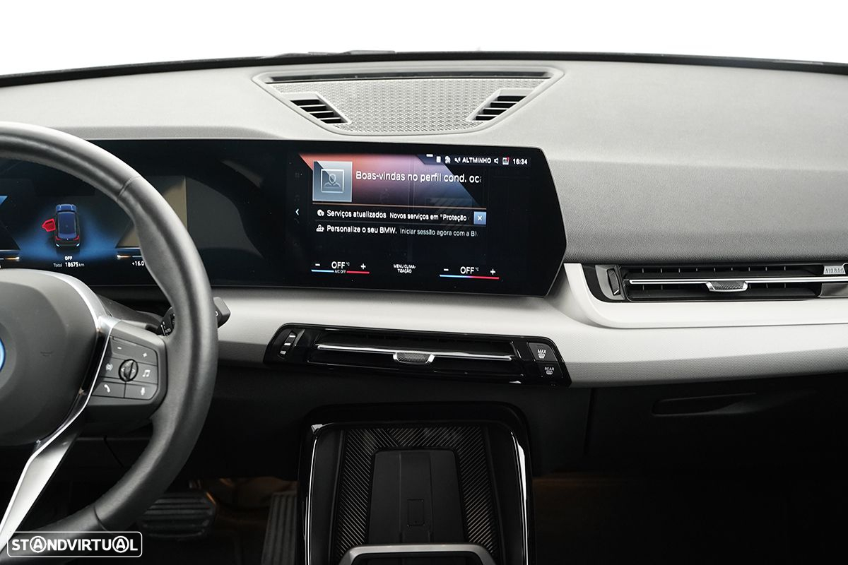 BMW iX1 xDrive30 - 13