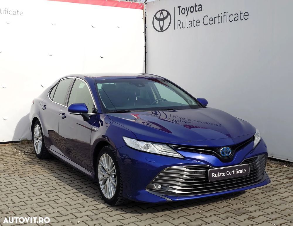 Toyota Camry 2.5 Exclusive - 3