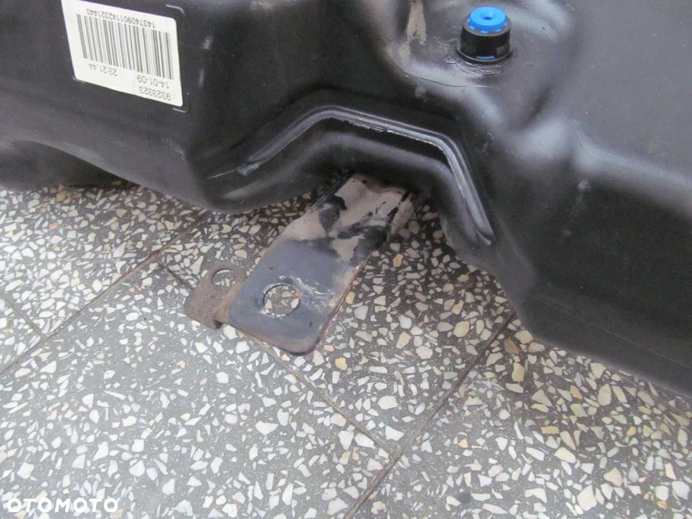 VOLVO S80 II V70 III 2.4 D5 06-13 BAK ZBIORNIK PALIWA 30792966 30732963 - 5