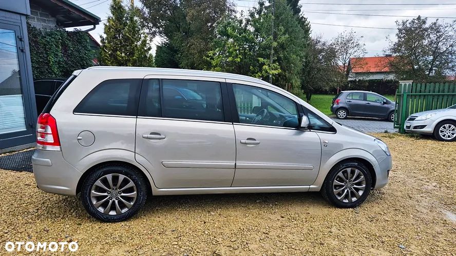 Opel Zafira 1.8 Cosmo EasyTronic EU5 - 12