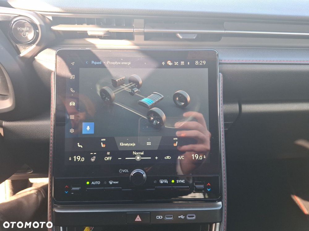 Lexus LBX 1.5 Hybrid Emotion - 25