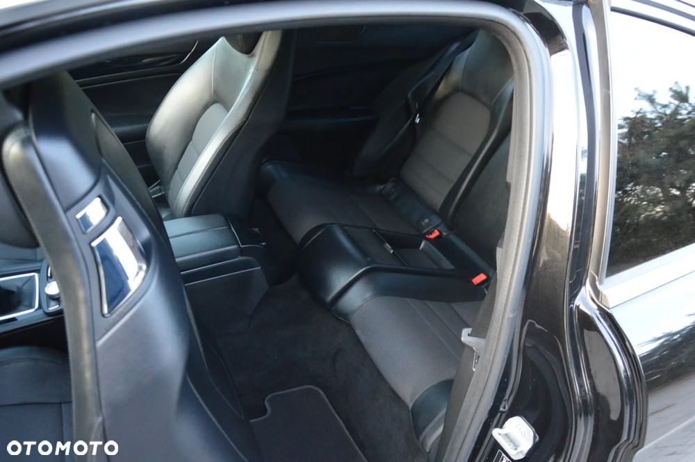 Mercedes-Benz Klasa C 180 BlueEFFICIENCY - 11