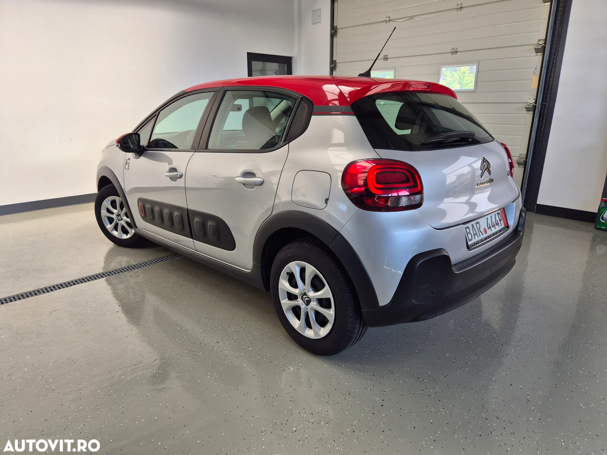 Citroën C3 PureTech BVM Seduction - 3