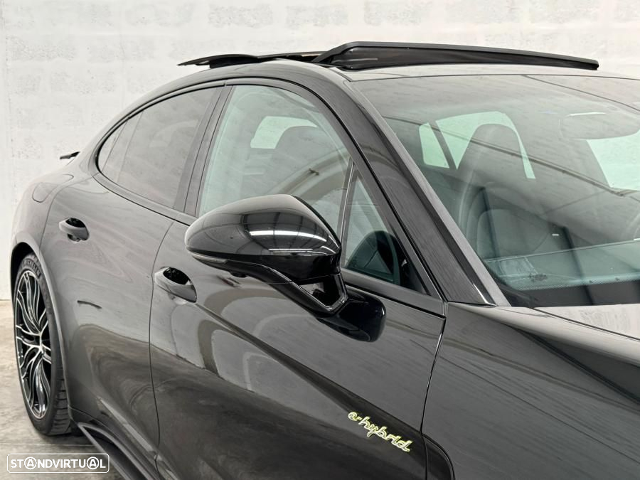 Porsche Panamera 4 E-Hybrid Executive - 12
