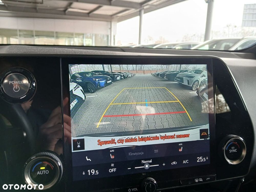 Lexus NX 350h Elegance 2WD - 21