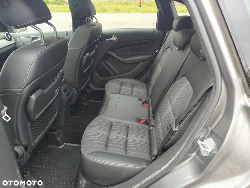 Mercedes-Benz Klasa B 250 (BlueEFFICIENCY) 7G-DCT - 7