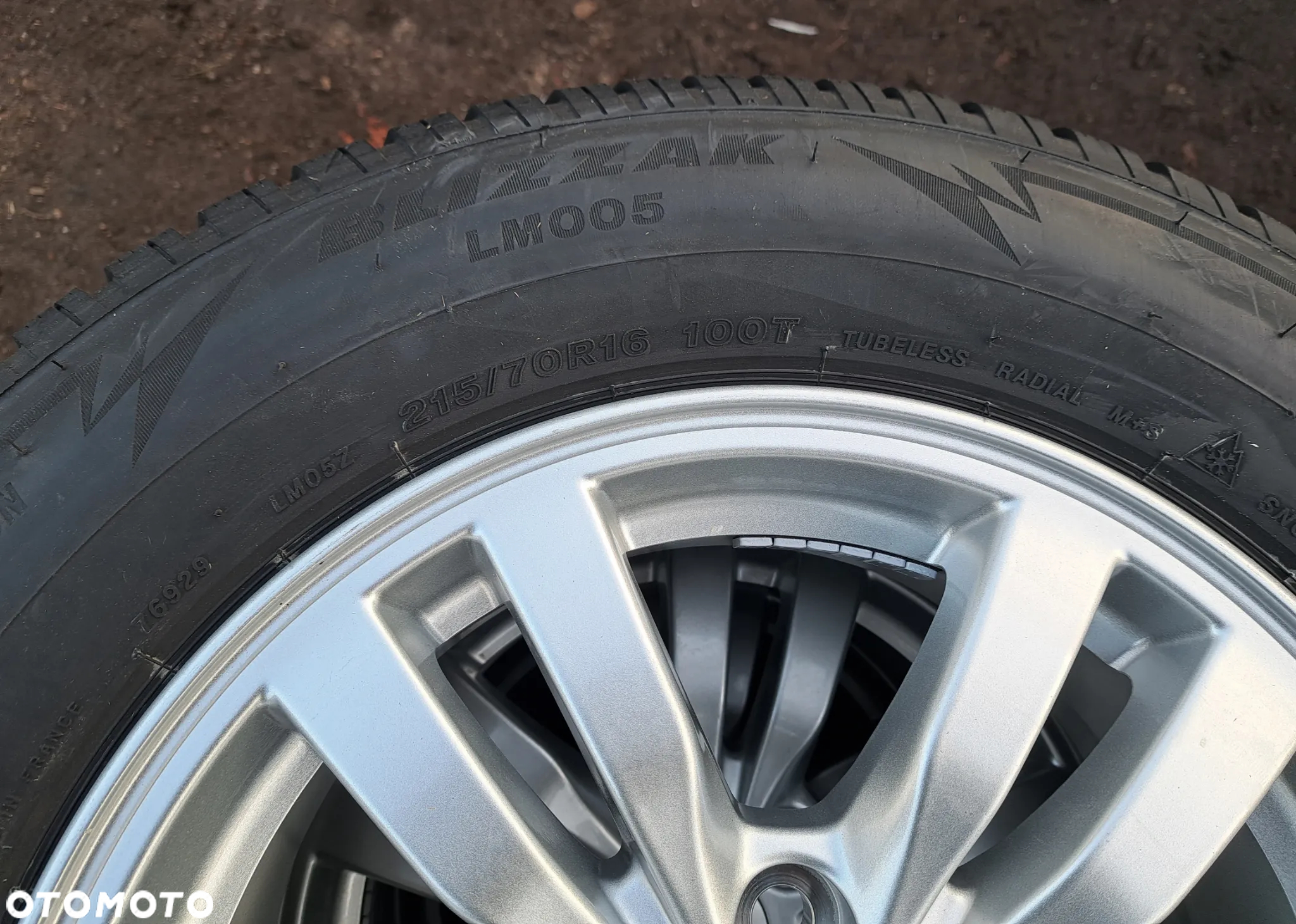 Felgi koła zimowe Mitsubishi Eclipse Cross 6.5Jx16H2 ET 38 215/70R16 100T Bridgestone Blizzak LM005 DOT 2020 2020 Rok J16x6.1/2J ET 38 - 4
