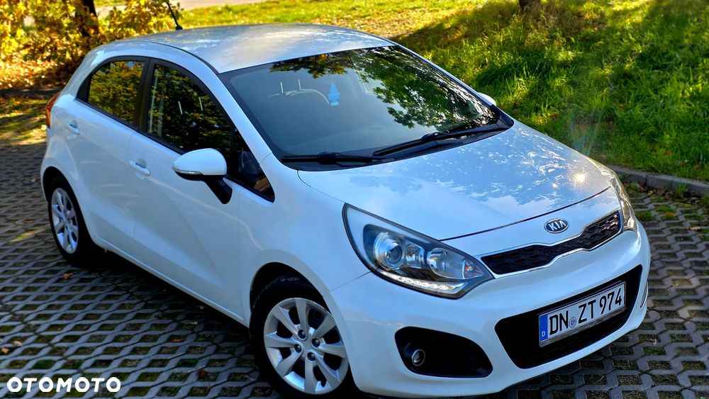 Kia Rio - 17