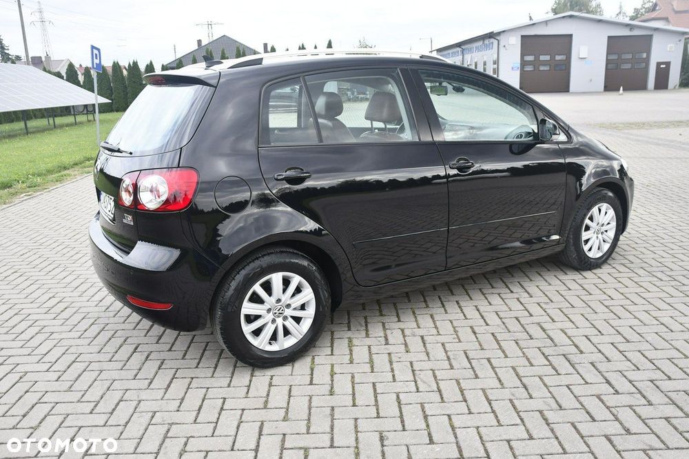Volkswagen Golf Plus - 9
