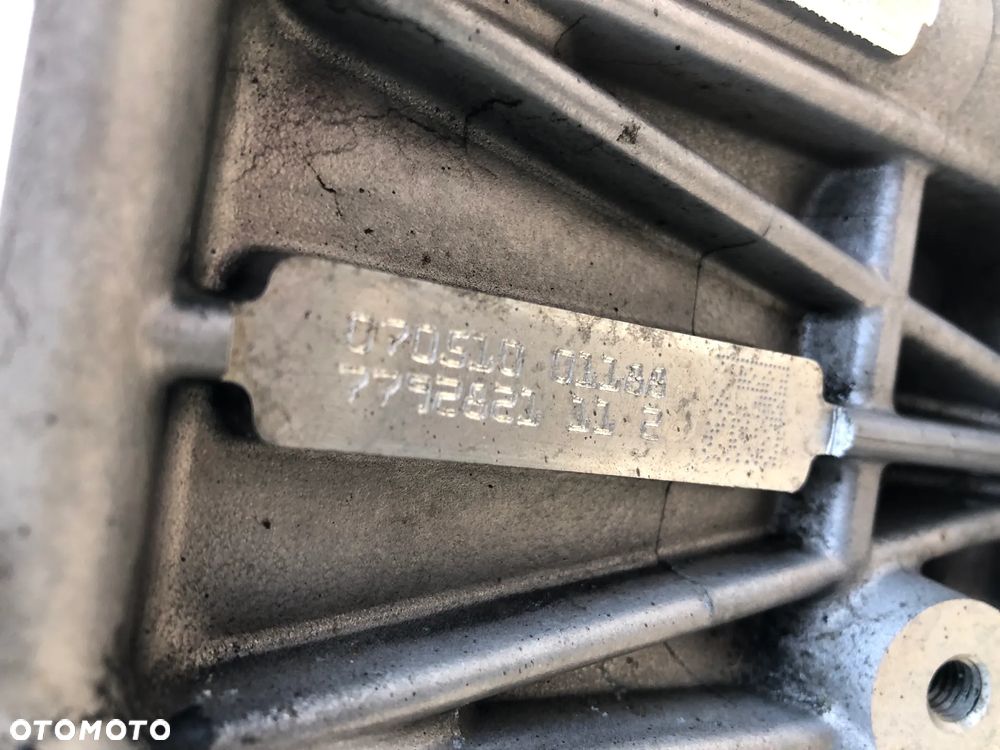 BLOK SILNIKA 306D3 BMW E90 E60 3.0D M57N2 - 4