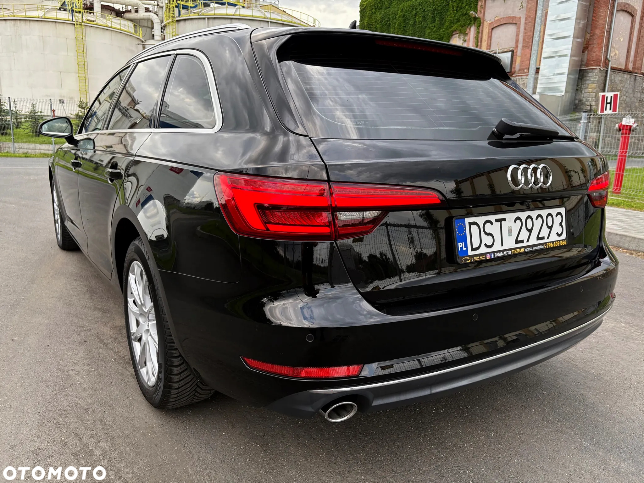 Audi A4 Avant 2.0 TDI ultra S tronic design - 15