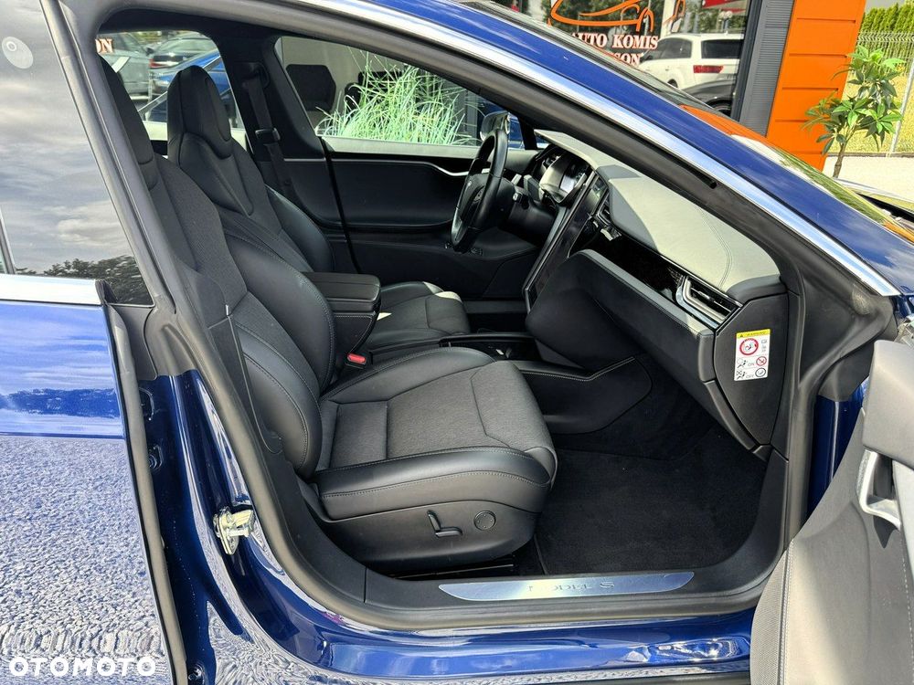 Tesla Model S Long Range Plus - 23