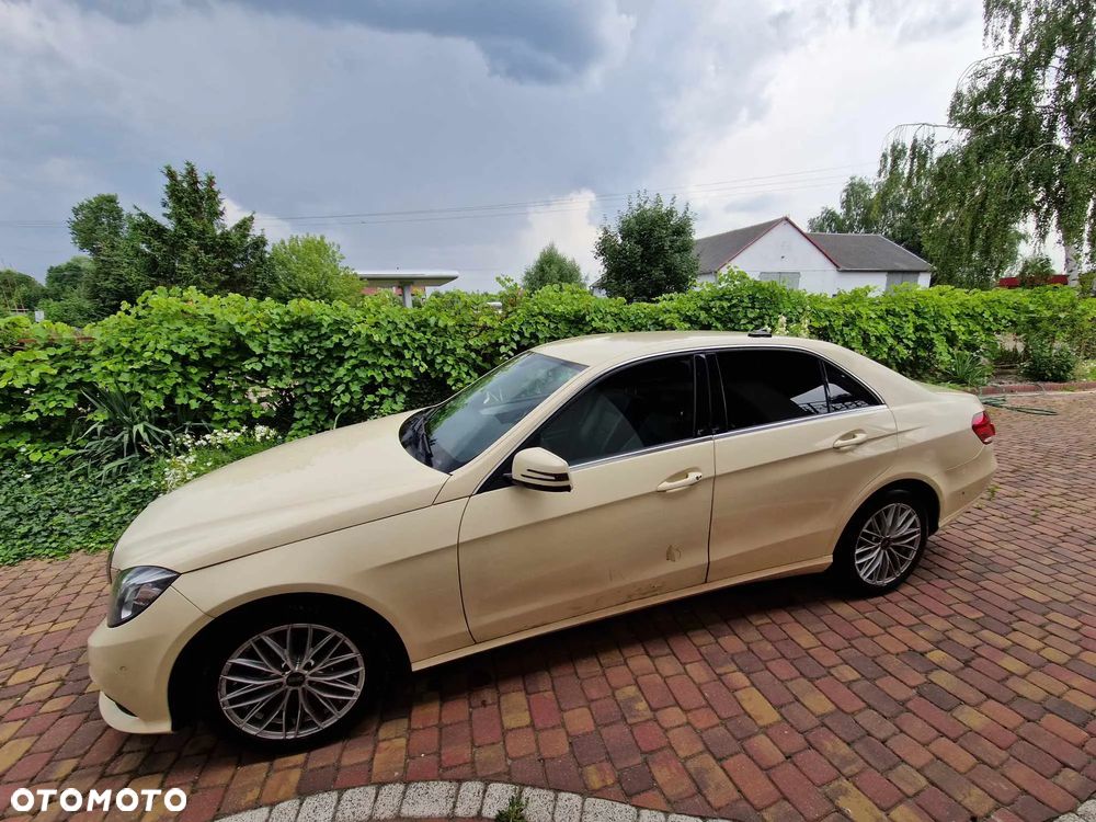 Mercedes-Benz Klasa E 200 BlueTEC 7G-TRONIC - 7