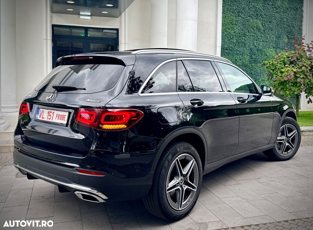 Mercedes-Benz GLC 300 e 4Matic 9G-TRONIC AMG Line Plus - 5