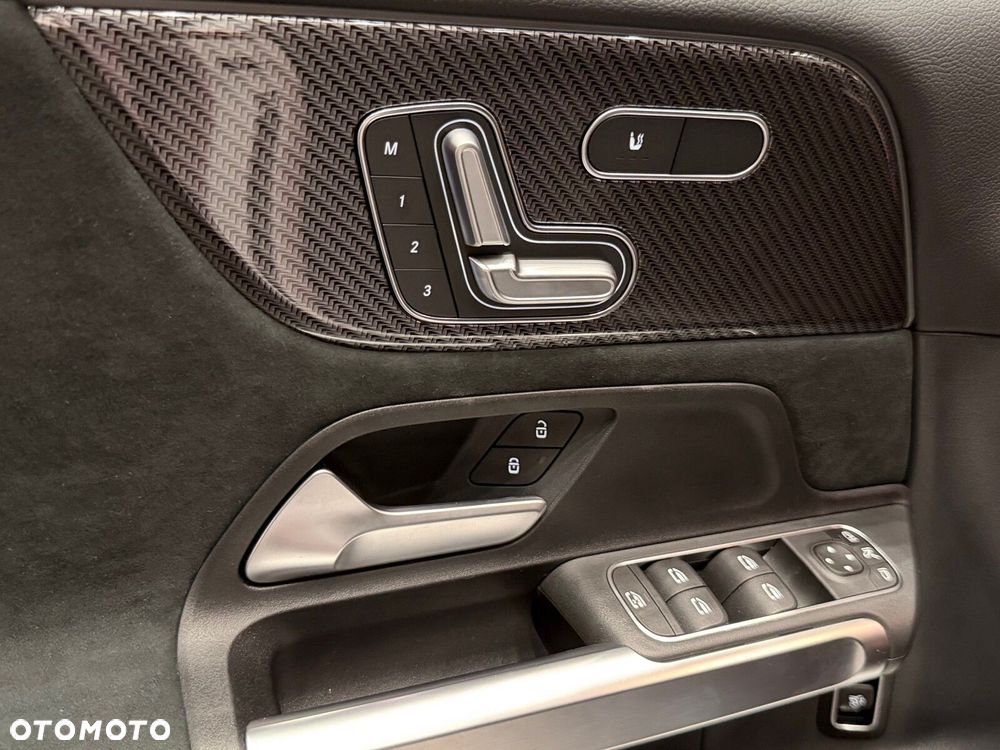 Mercedes-Benz GLB AMG 35 4-Matic - 12