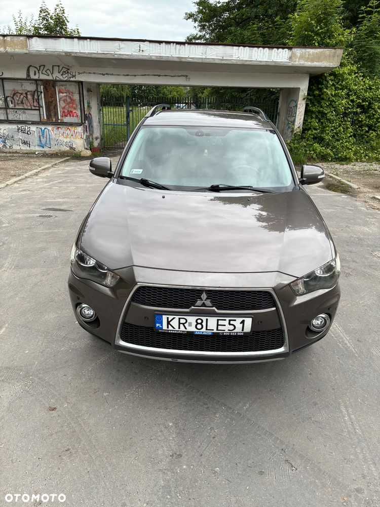 Mitsubishi Outlander 2.0 Intense 2WD EU5 - 2