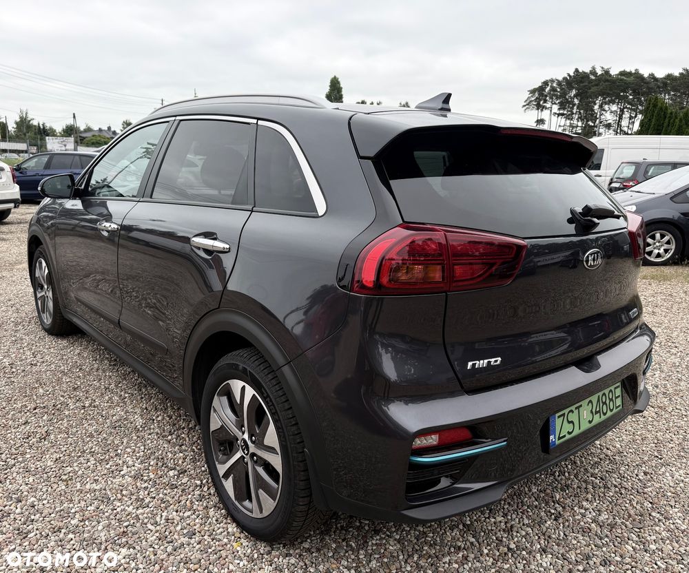 Kia Niro 64kWh L - 10