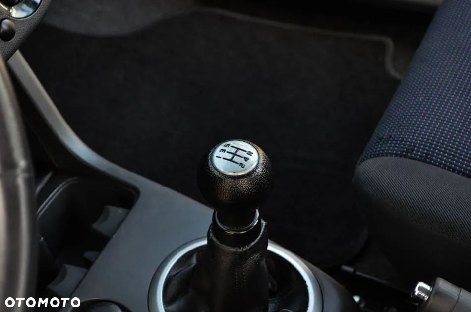 Suzuki Swift 1.3 4x4 Comfort - 33