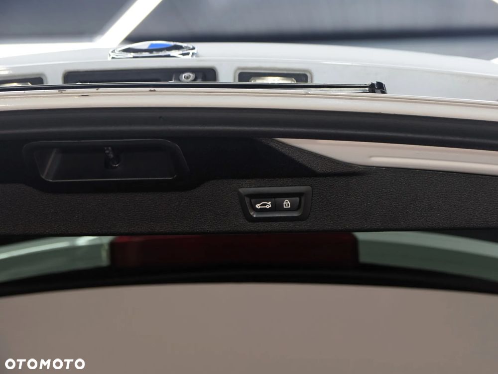 BMW X5 xDrive35i - 10