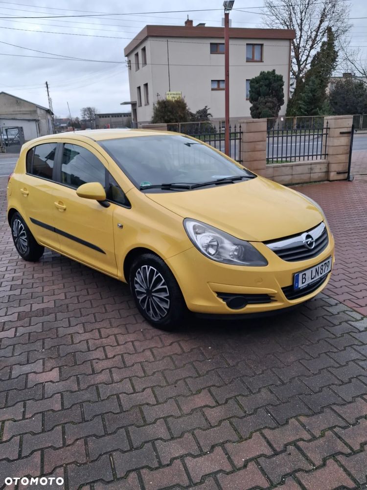 Opel Corsa - 4