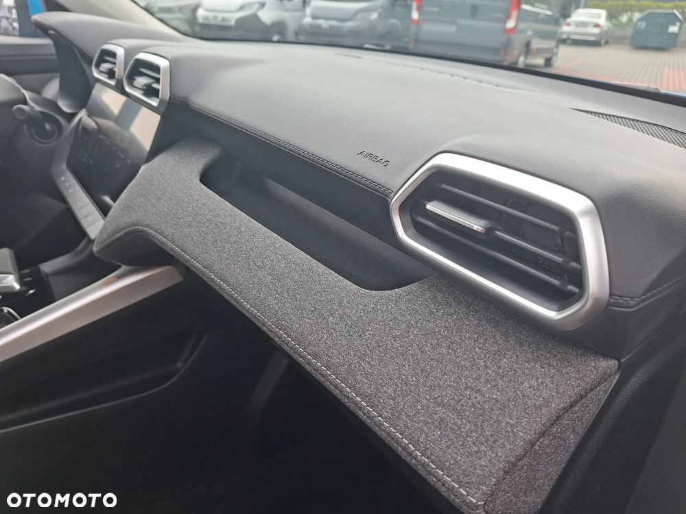 MG ZS ver-1-5-hevplus-excite - 12