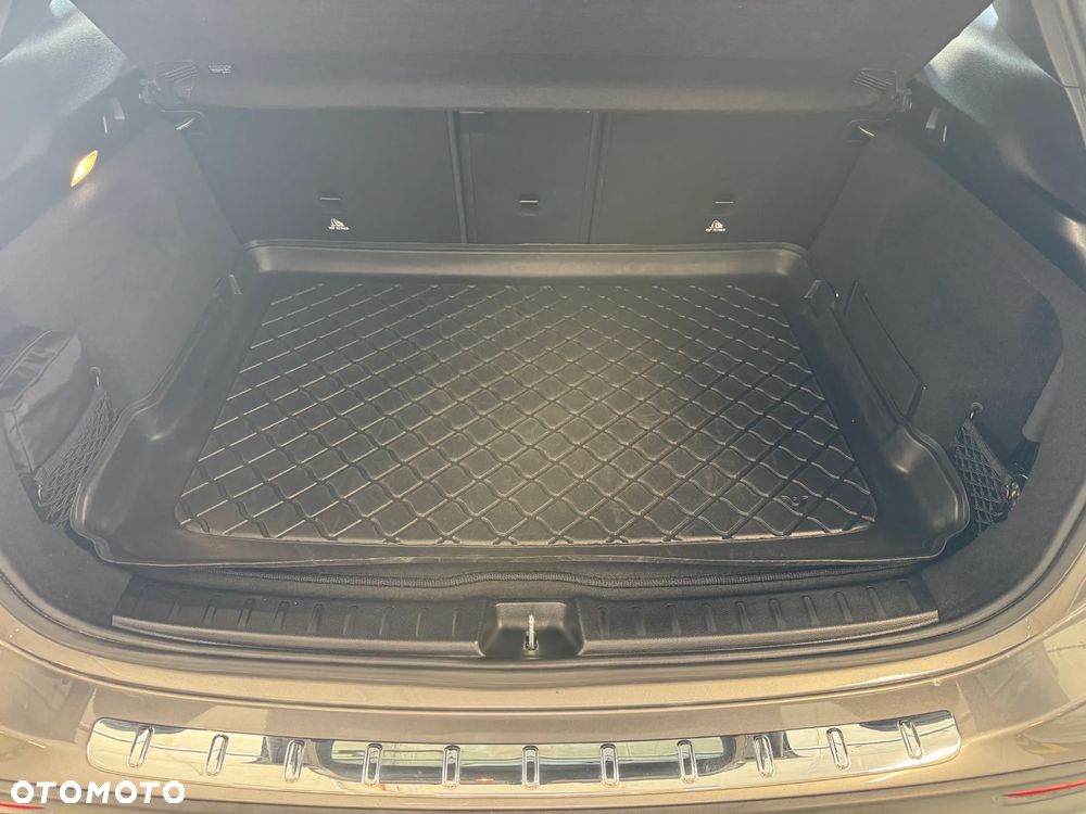 Mercedes-Benz GLA AMG 35 4-Matic - 29