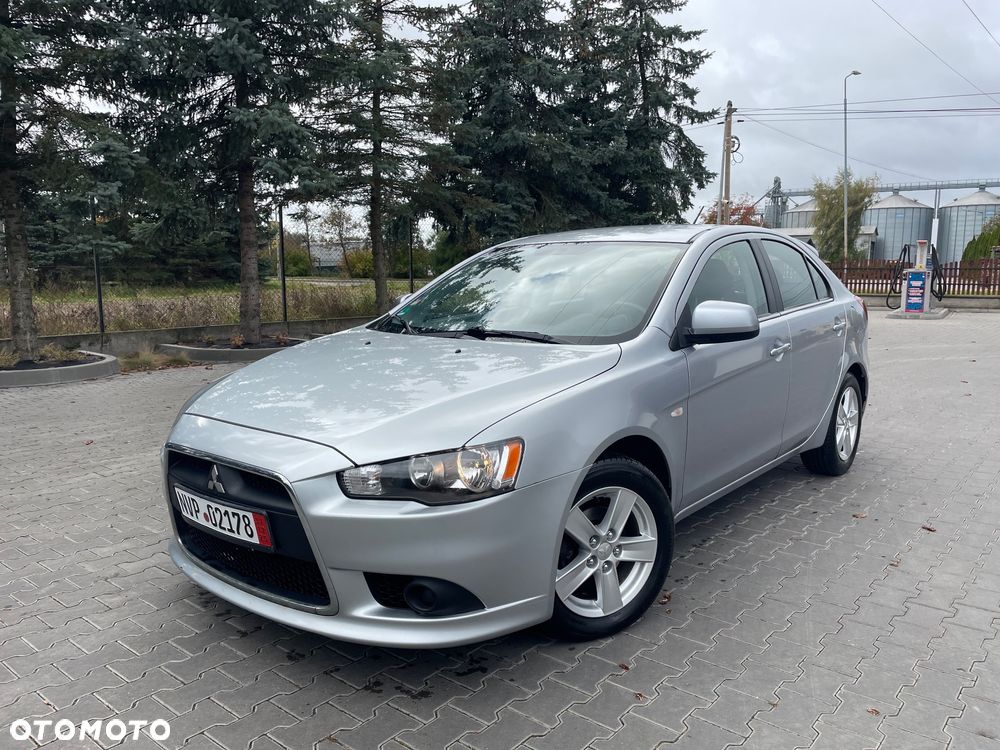 Mitsubishi Lancer 1.8 CVT Instyle - 25