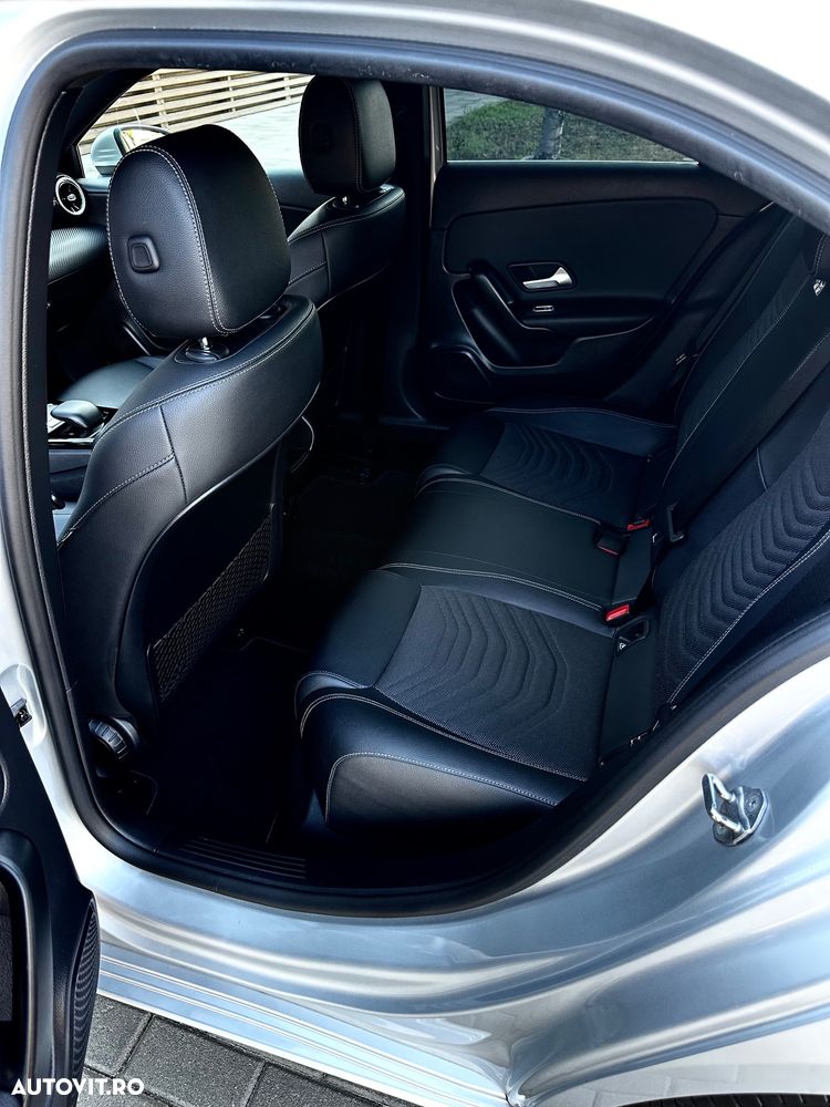 Mercedes-Benz A 180 d 8G-DCT Special Edition - 14