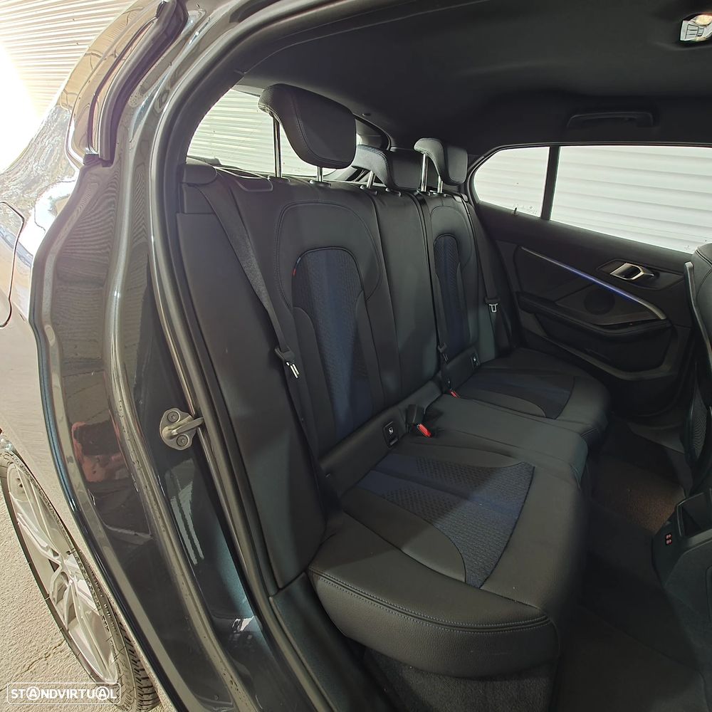 BMW 116 d Pack Desportivo M - 19