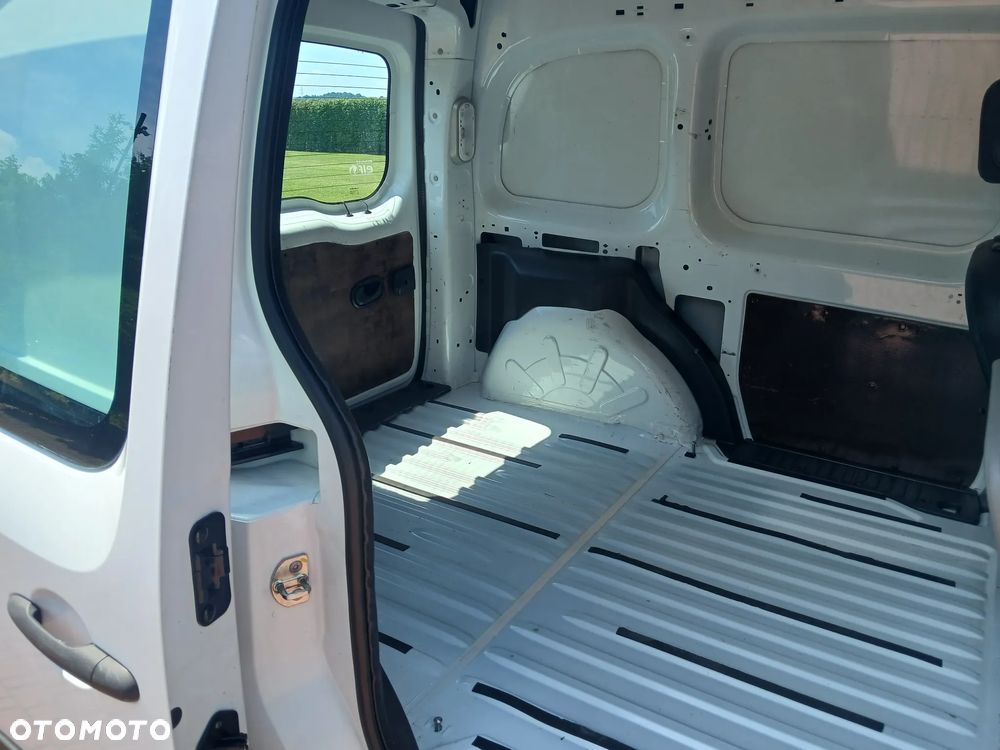 Renault KANGOO - 10