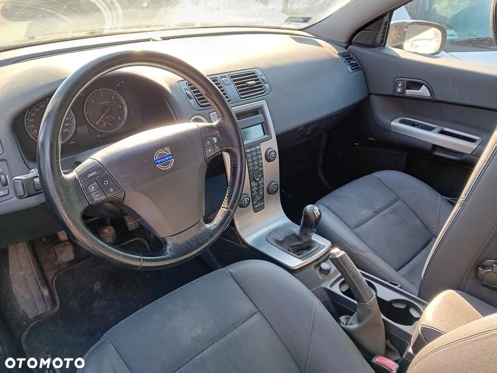 *VOLVO C30* Samochód na części - 5