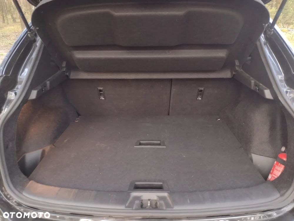 Nissan Qashqai 1.3 DIG-T N-Style DCT - 28