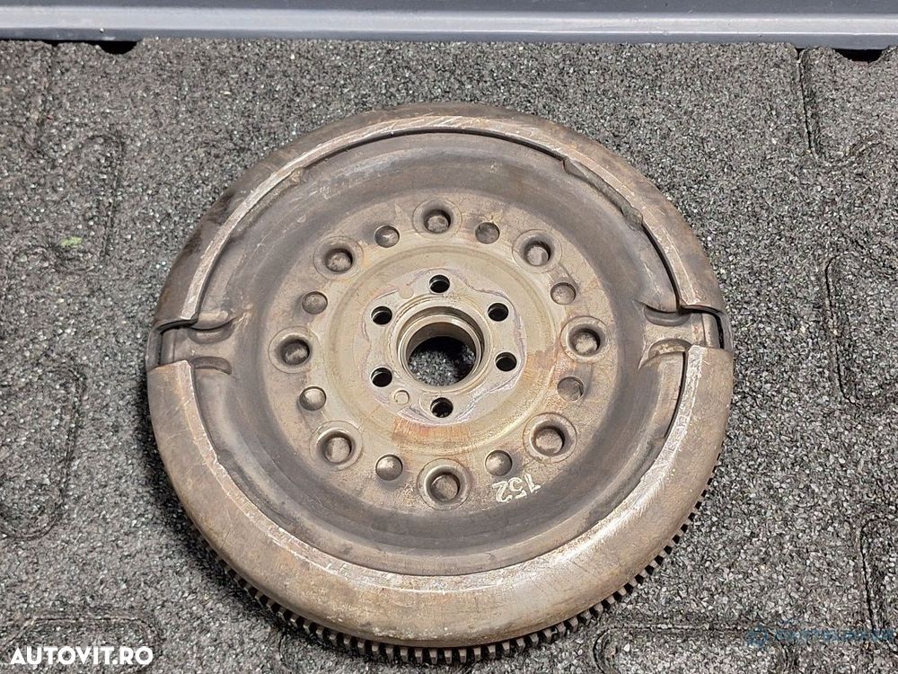 Volanta cu masa dubla AUDI A3 II Sportback 8PA 2004 - 2015 TDI BKC, BLS, BXE SACHS 062294000383 03G105266AD - 4