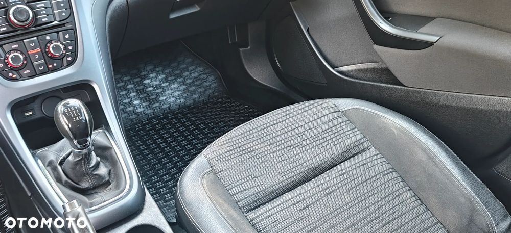 Opel Astra 1.4 Turbo Cosmo - 38