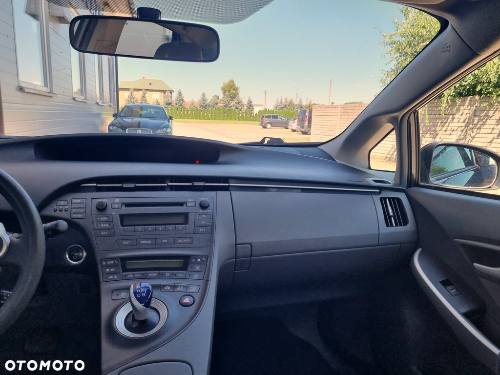 Toyota Prius 1.8 HSD Luna - 21