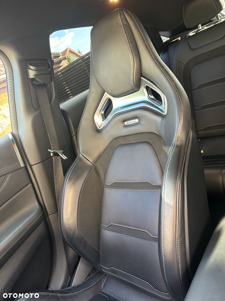 Mercedes-Benz AMG GT 43 4-Matic+ - 12