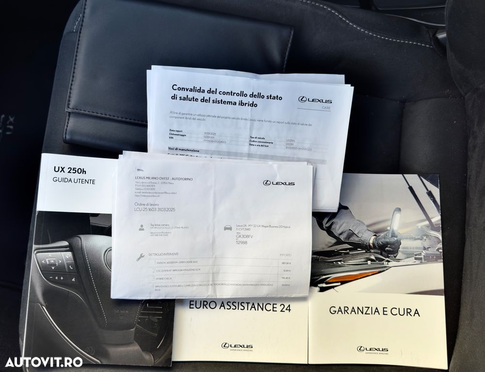 Lexus UX 250h 2.0L HEV 20H- (178 HP) 4X4 CVT Business - 8