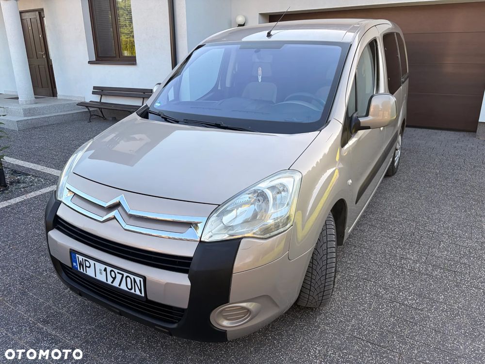 Citroën Berlingo 1.6i Pakiet Plus - 23