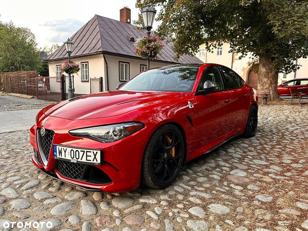 Alfa Romeo Giulia 2.9 Bi Turbo V6 Quadrifoglio - 1
