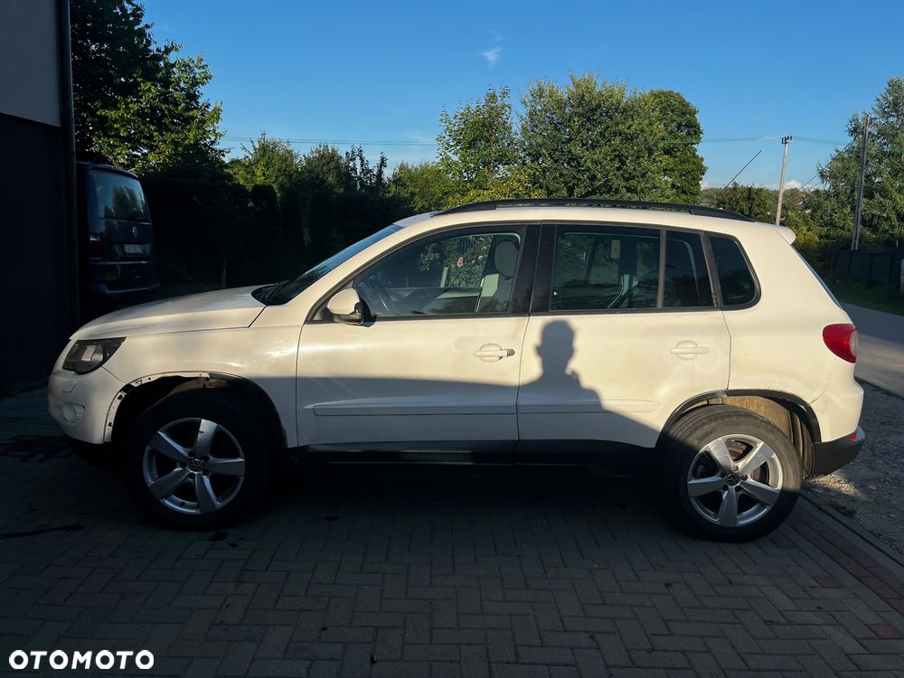 Volkswagen Tiguan - 4