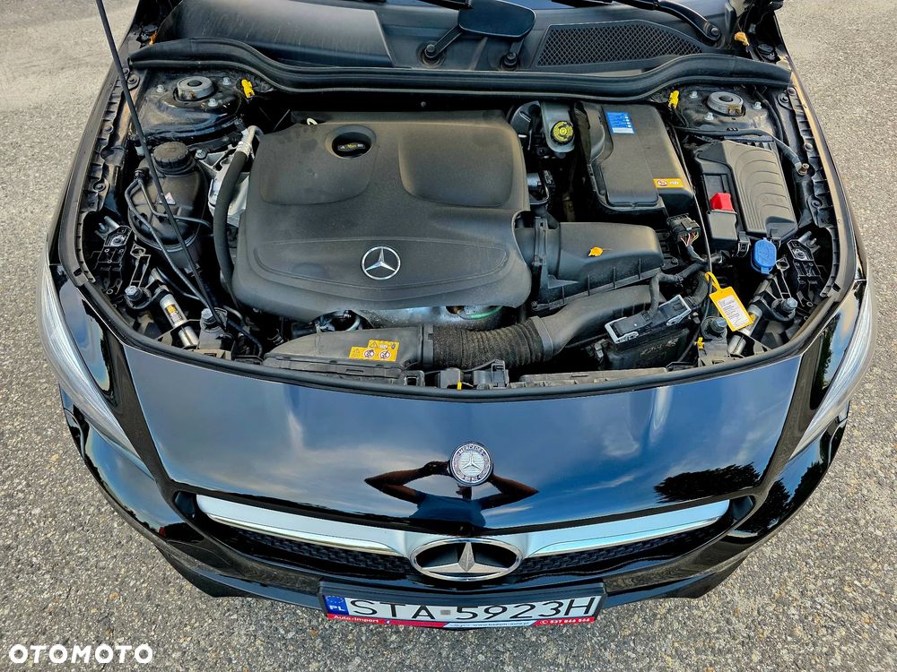Mercedes-Benz CLA 200 Urban - 4