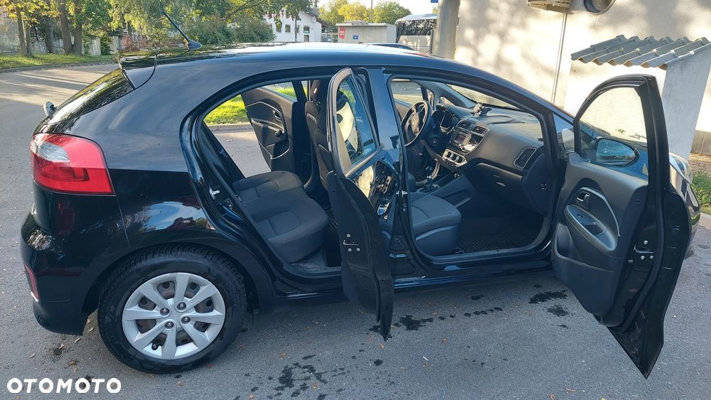 Kia Rio 1.2 M - 9