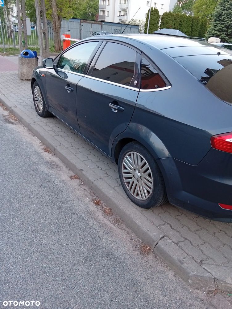 Ford Mondeo 1.8 TDCi Ambiente - 5