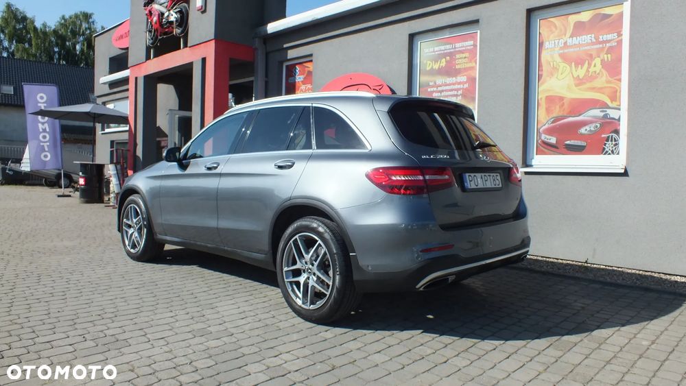 Mercedes-Benz GLC 250 4-Matic - 9