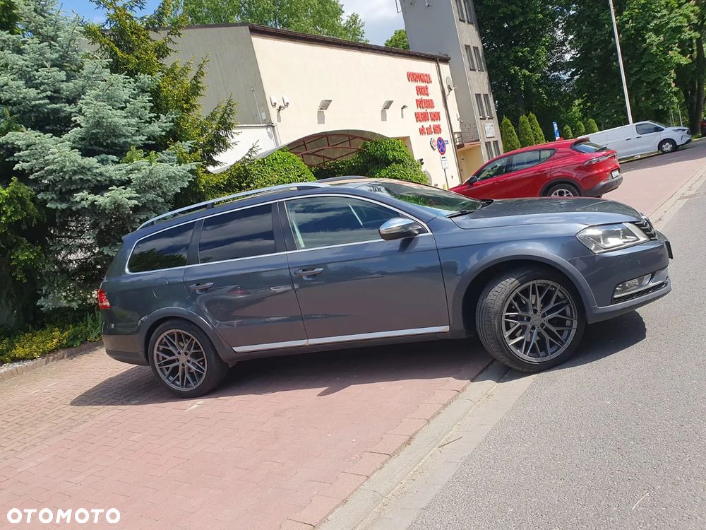 Volkswagen Passat Alltrack 2.0 TDI 4Motion DSG BlueMotion Tec - 5