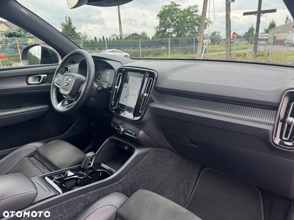 Volvo XC 40 D3 R-Design - 19