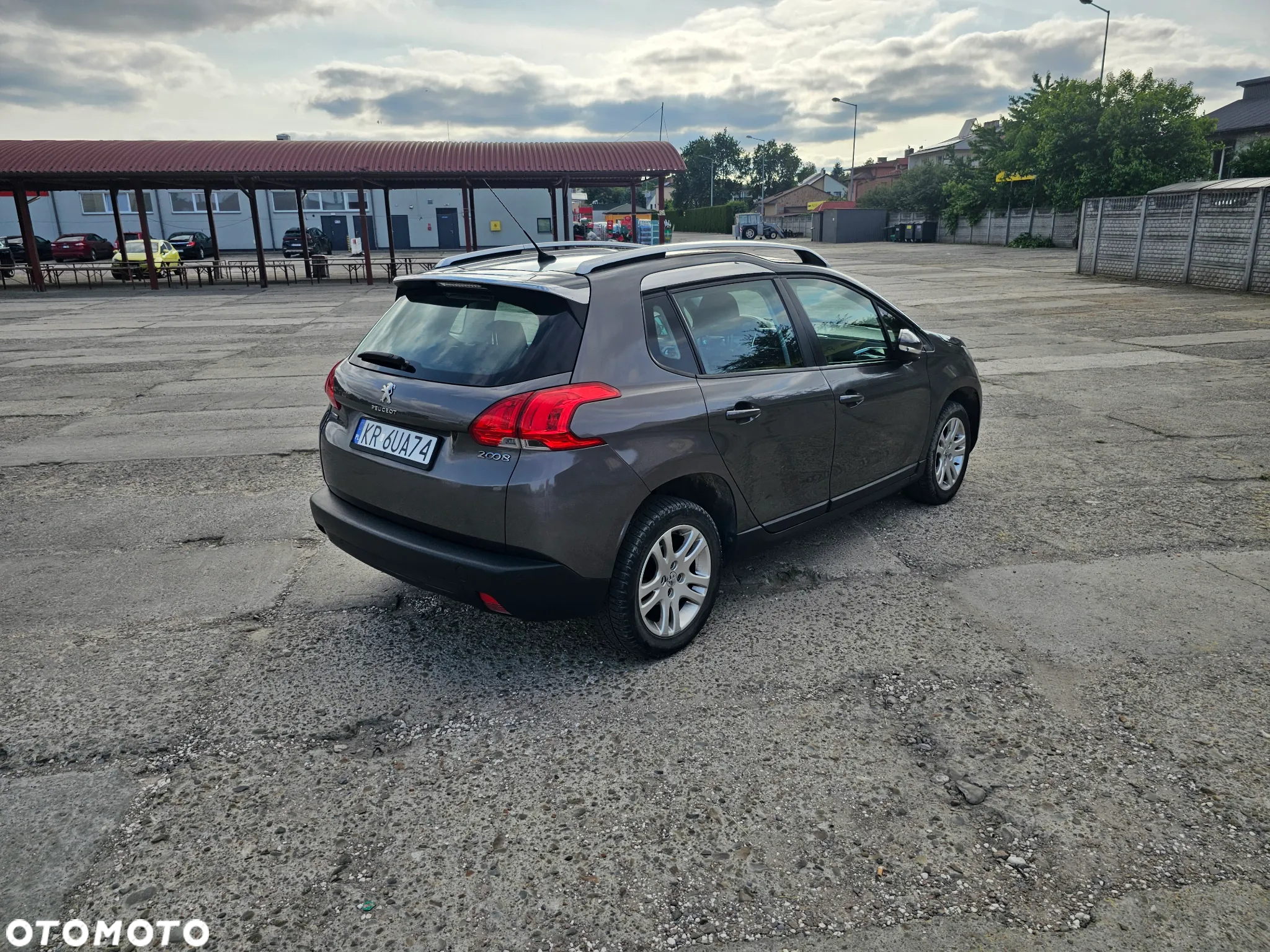 Peugeot 2008 1.2 Pure Tech Style - 16