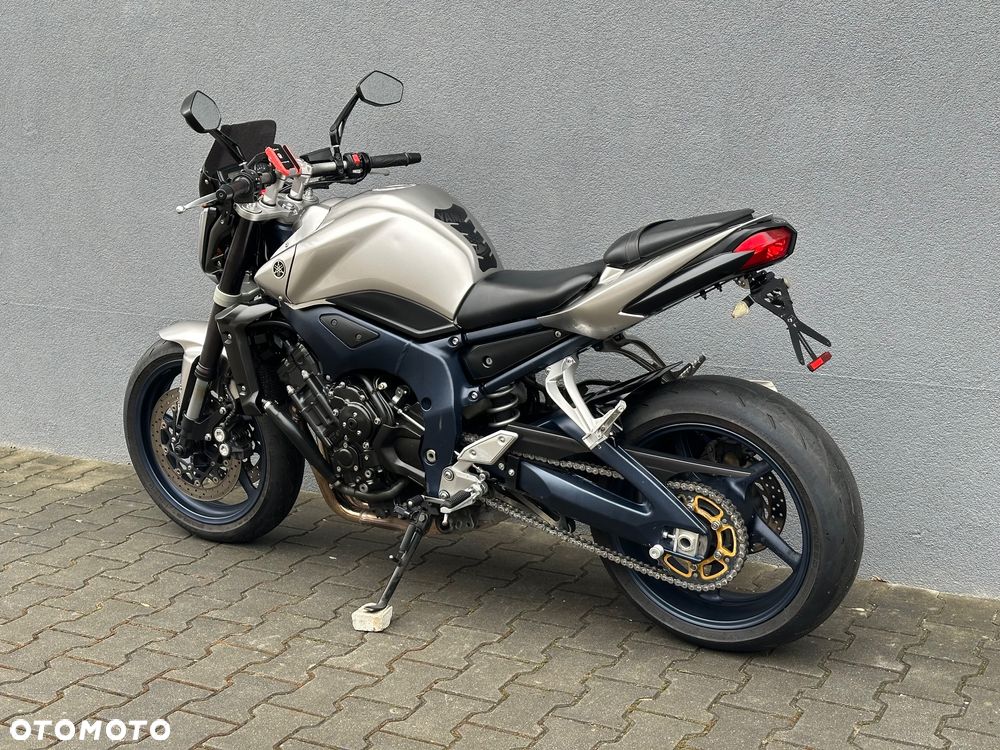 Yamaha FZ - 3