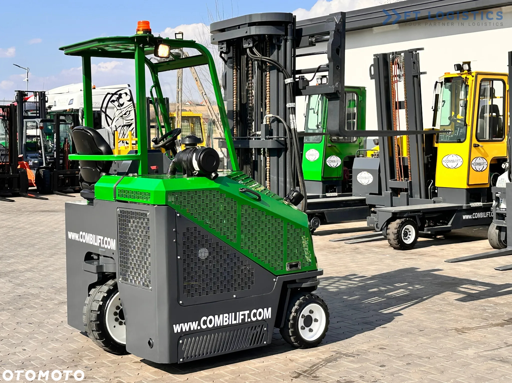 Combilift CB2500 / DIESEL / TRIPLEX / 5500MM / WOLNY SKOK / PRZESUW WIDEŁ / POZYCJONER / JAK NOWY - 33