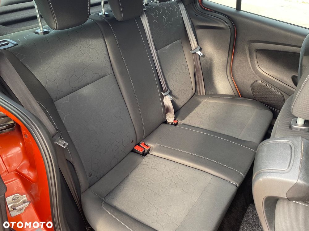 Ford B-MAX - 24